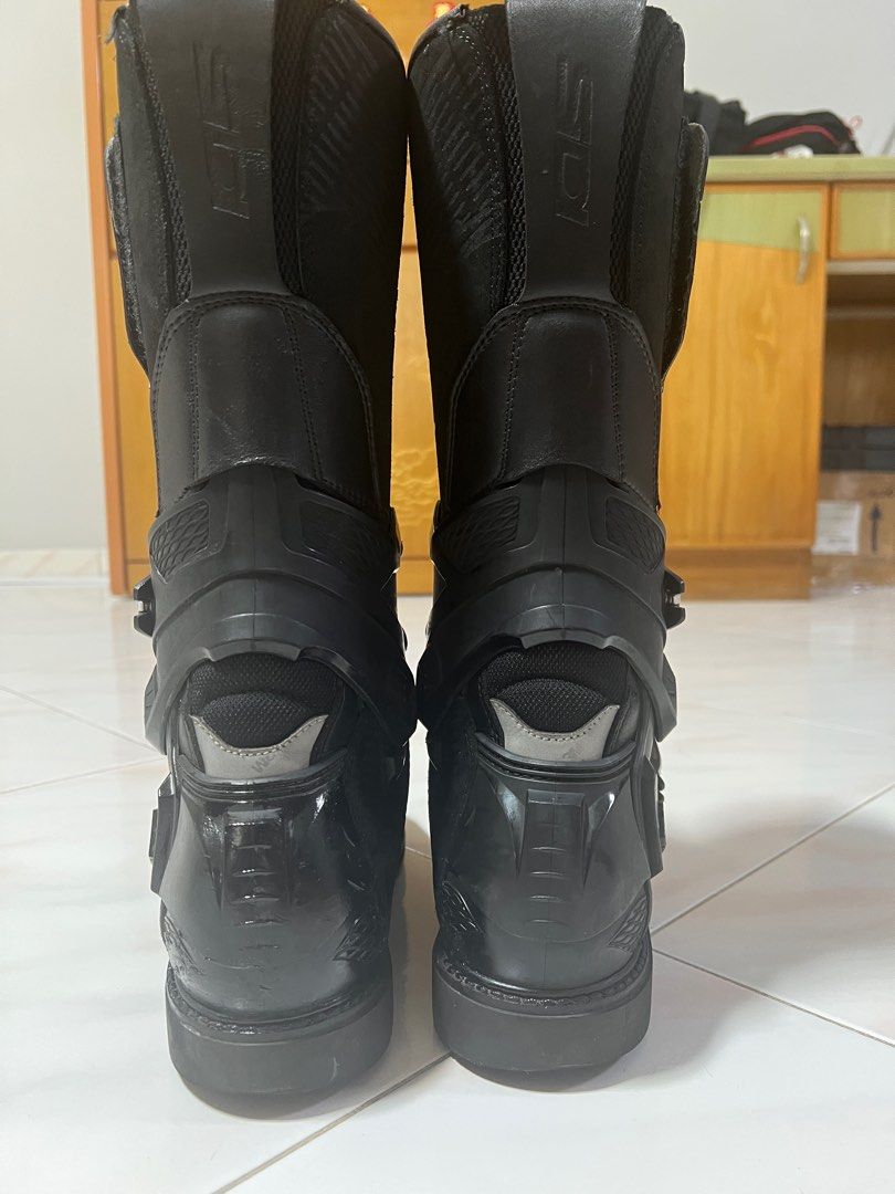 Dainese adventure hotsell boots
