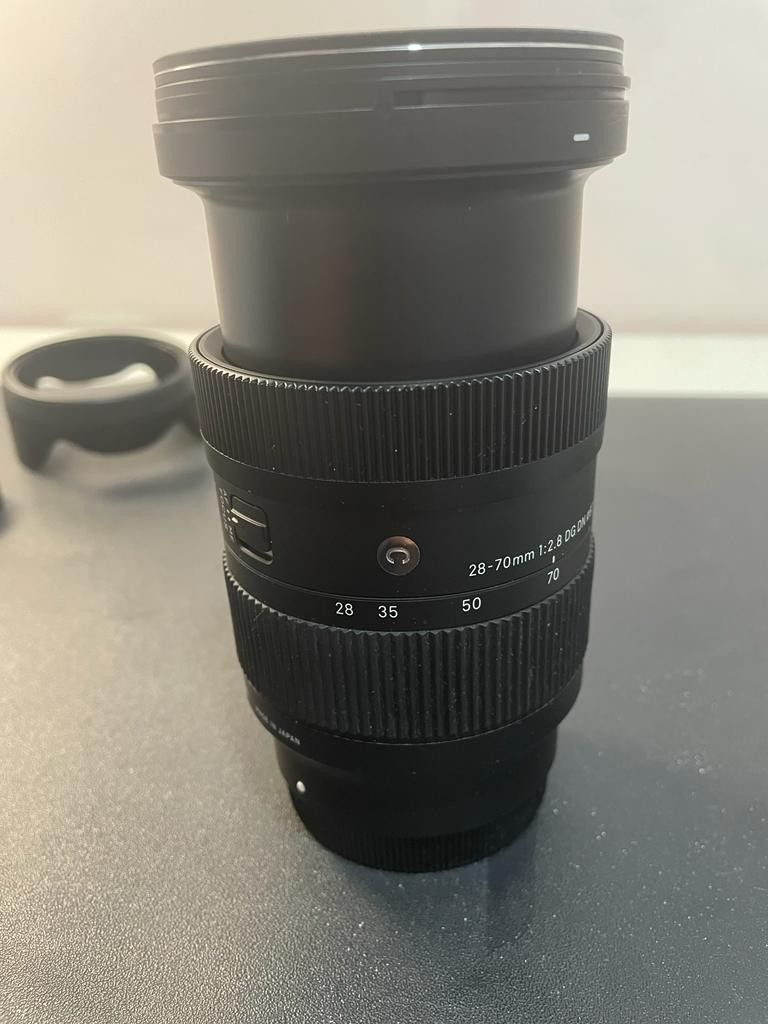 Sigma 28-70 F2.8 DG DN, 攝影器材, 鏡頭及裝備- Carousell