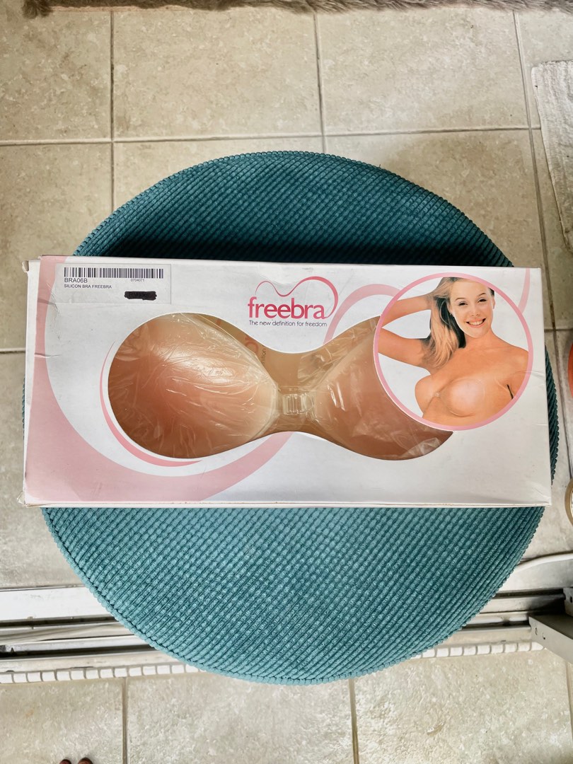 Silicone bra 'freebra', Women's Fashion, Watches & Accessories, Other  Accessories on Carousell