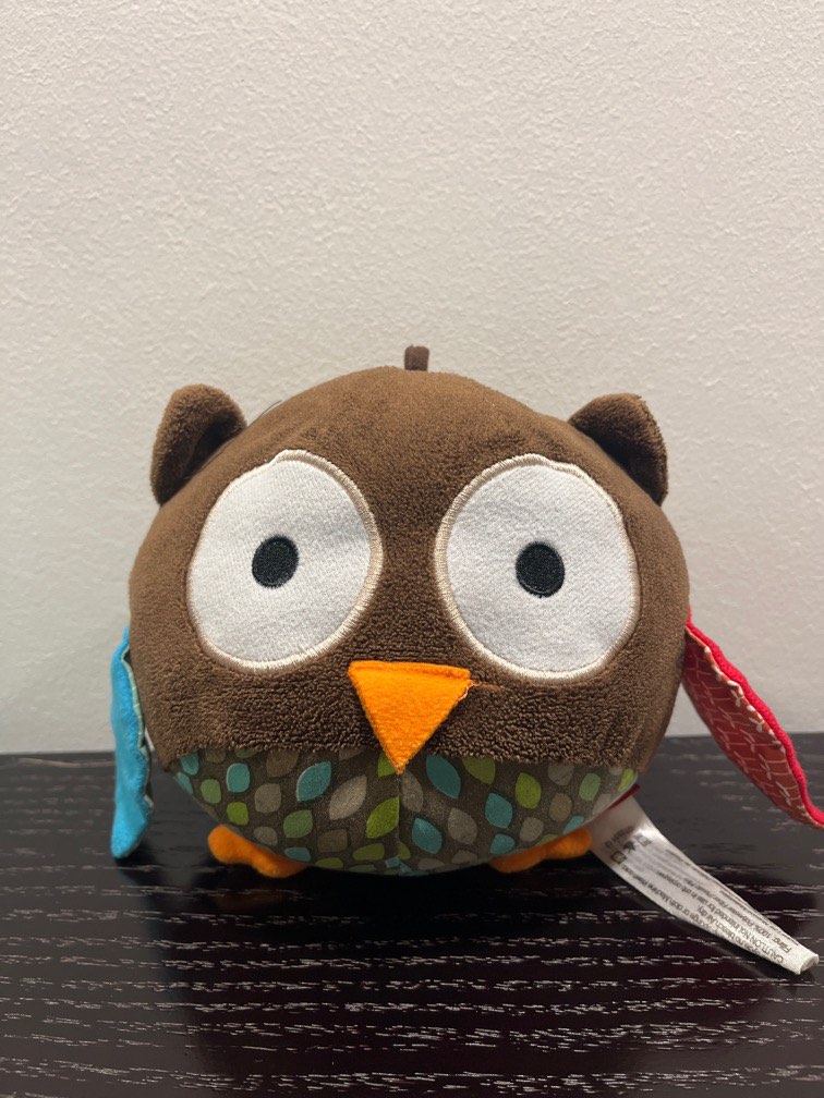Skip hop stacking owl top