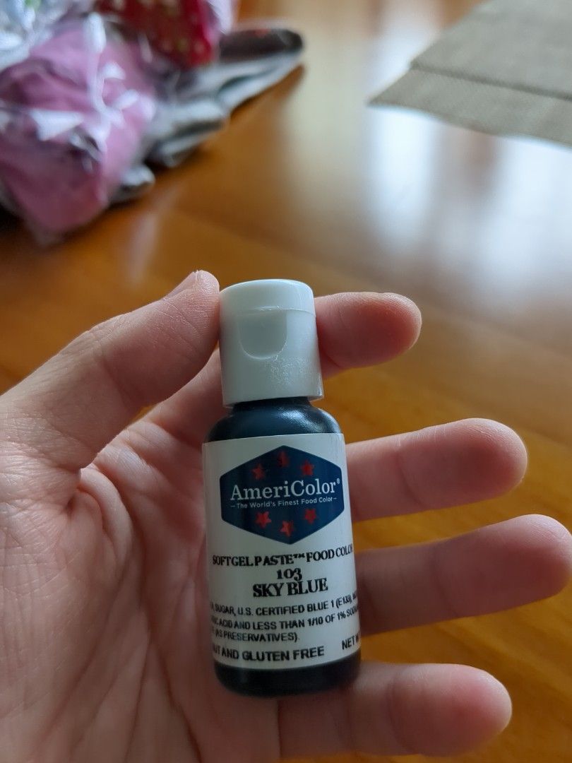 Sky blue food colouring, Food & Drinks, Spice & Seasoning on Carousell
