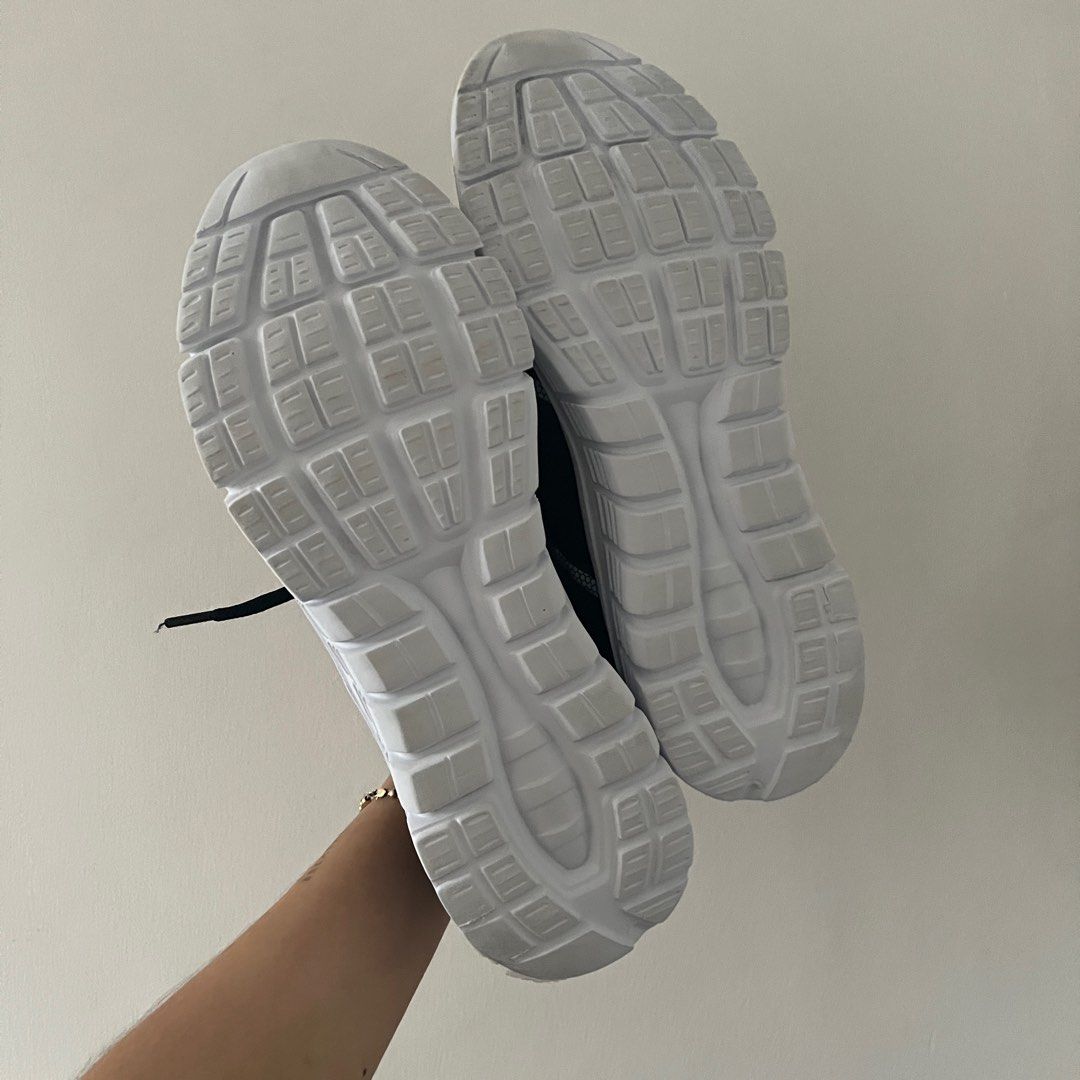 Slazenger Casual Running Shoes Men s Fashion Footwear Sneakers on Carousell