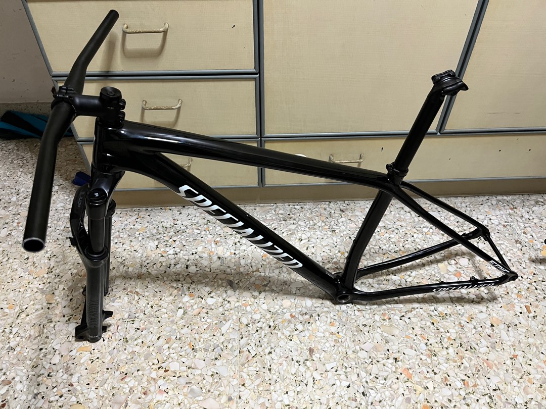 Specialized Epic HT carbon Sports Equipment Bicycles Parts