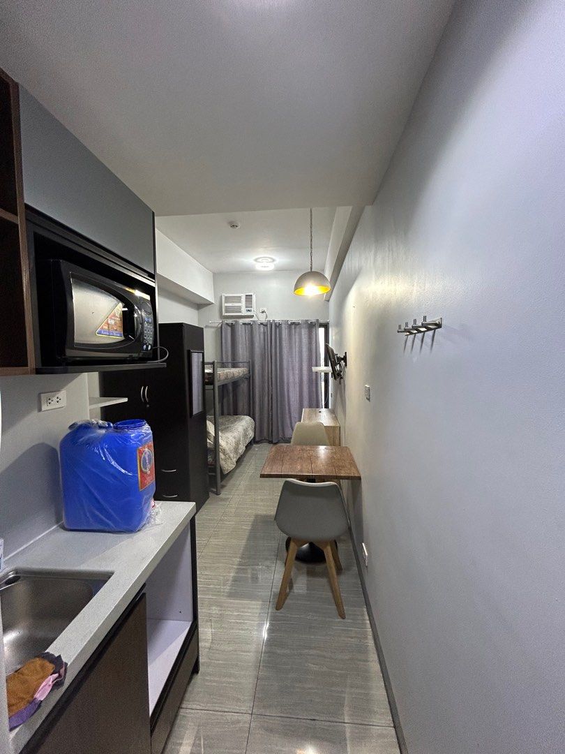 STUDIO CONDO + PARKING FOR RENT LACSONDAPITAN AREA (Pacific Elements