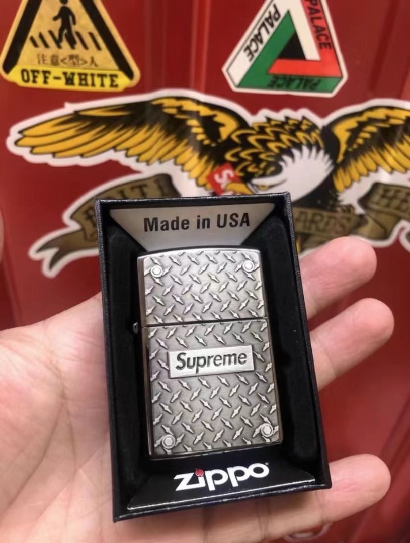 supreme 19ss Diamond Plate Zippo-