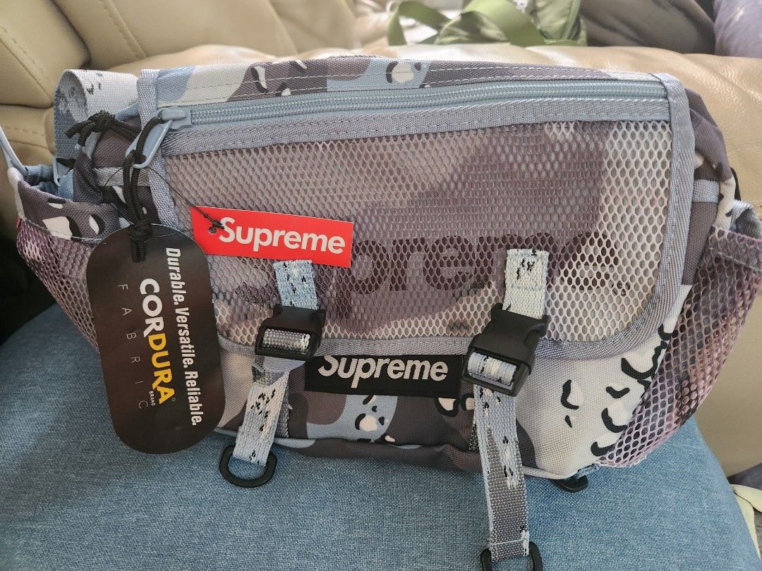 Supreme Waist Bag (SS20) Blue Chocolate Chip Camo, 名牌, 手袋及銀