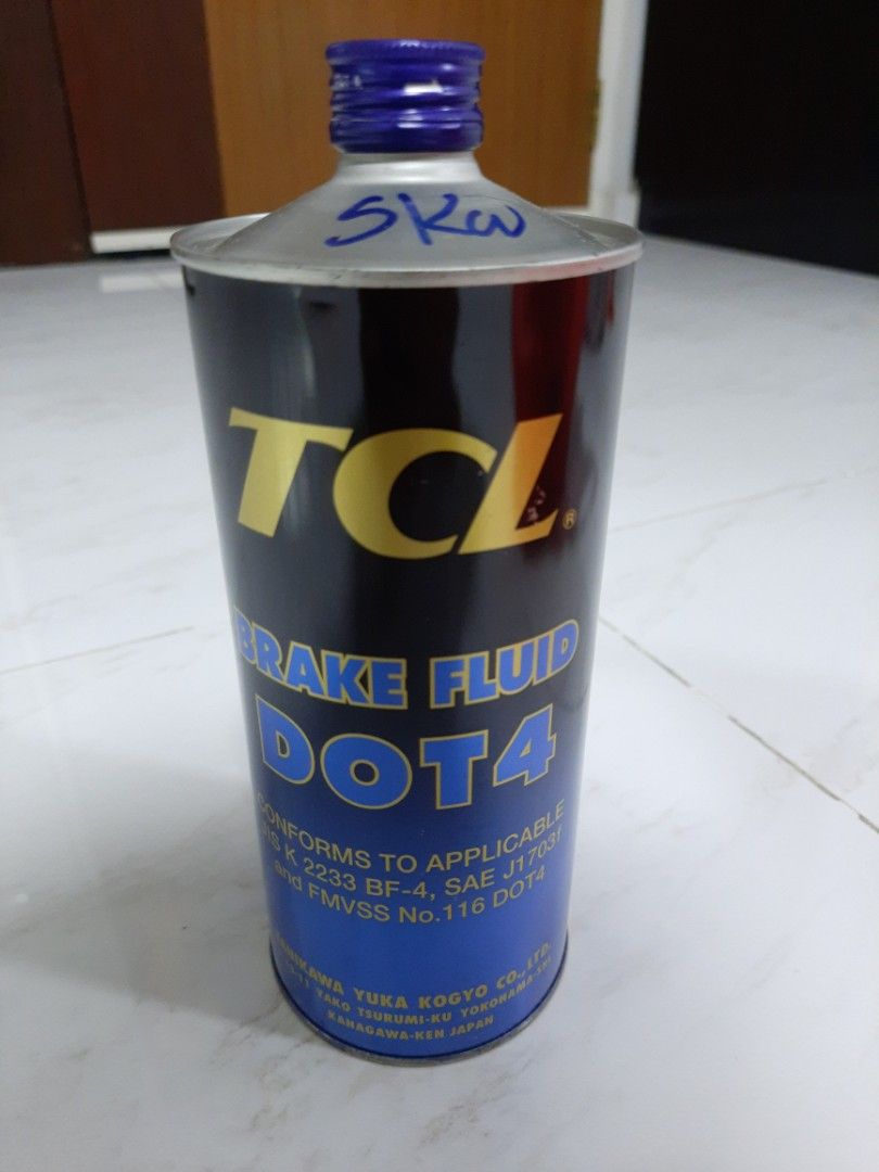 TCL brake fluid DOT4, Car Accessories, Accessories on Carousell