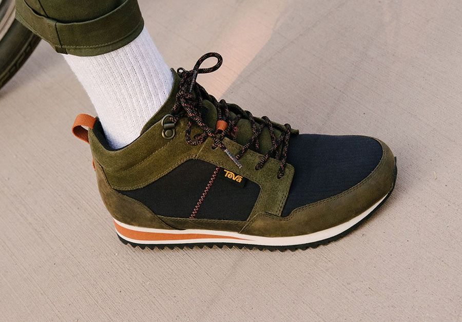 Teva Men s Highside Mid Brand new with box