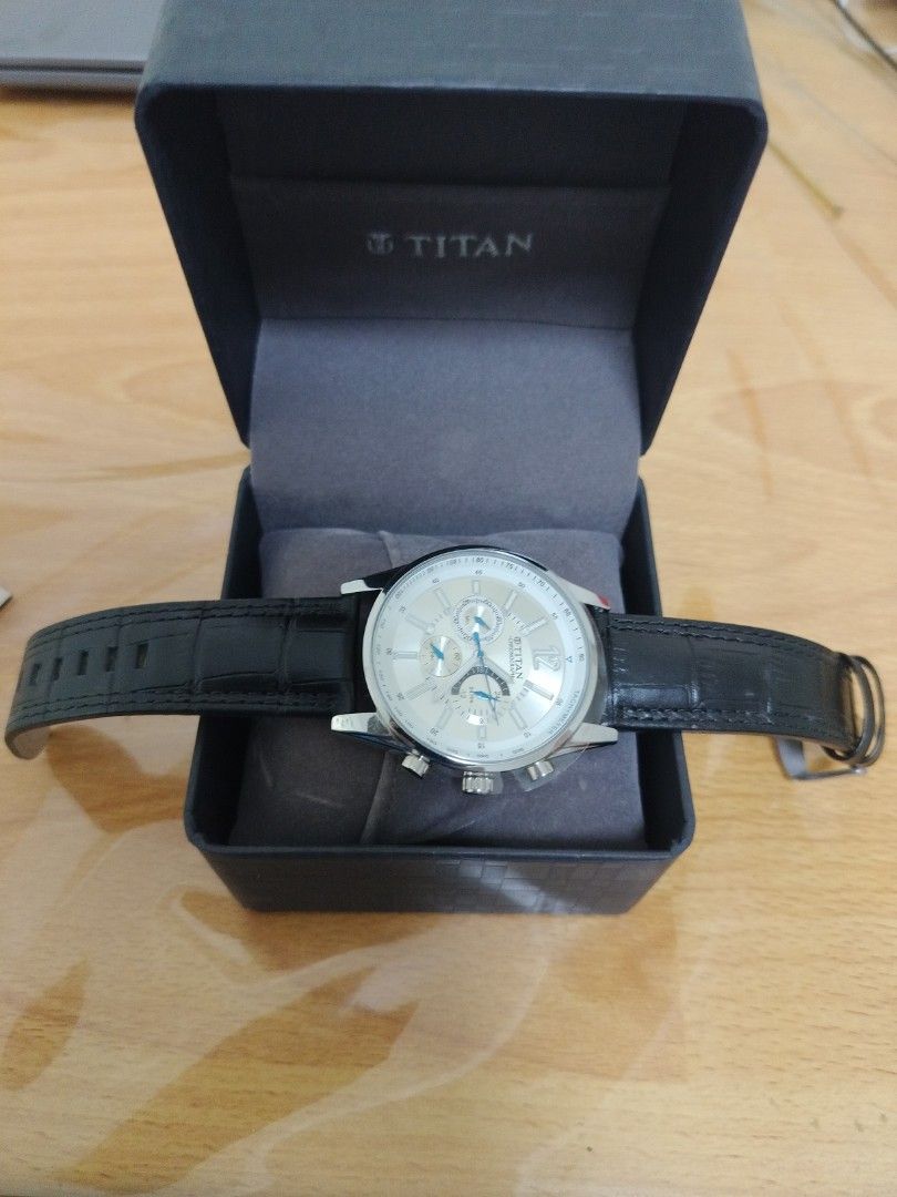 New titan hotsell watch for man