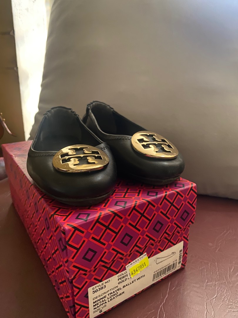 Tory burch minnie travel ballet on Carousell
