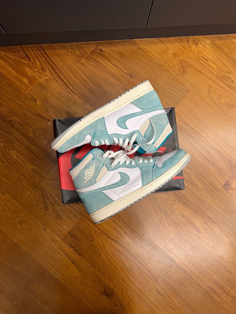 Jordan 1 turbo green on feet store