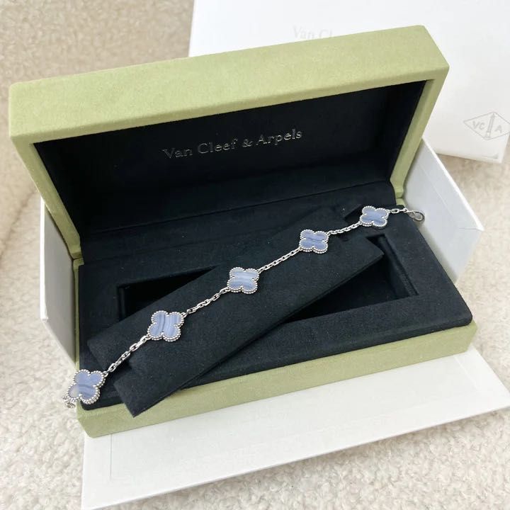 ✖️SOLD✖️ Van Cleef Arpels VCA Motif Vintage Alhambra