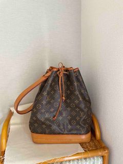 Louis Vuitton vintage preloved Cannes bag unboxing and what fits