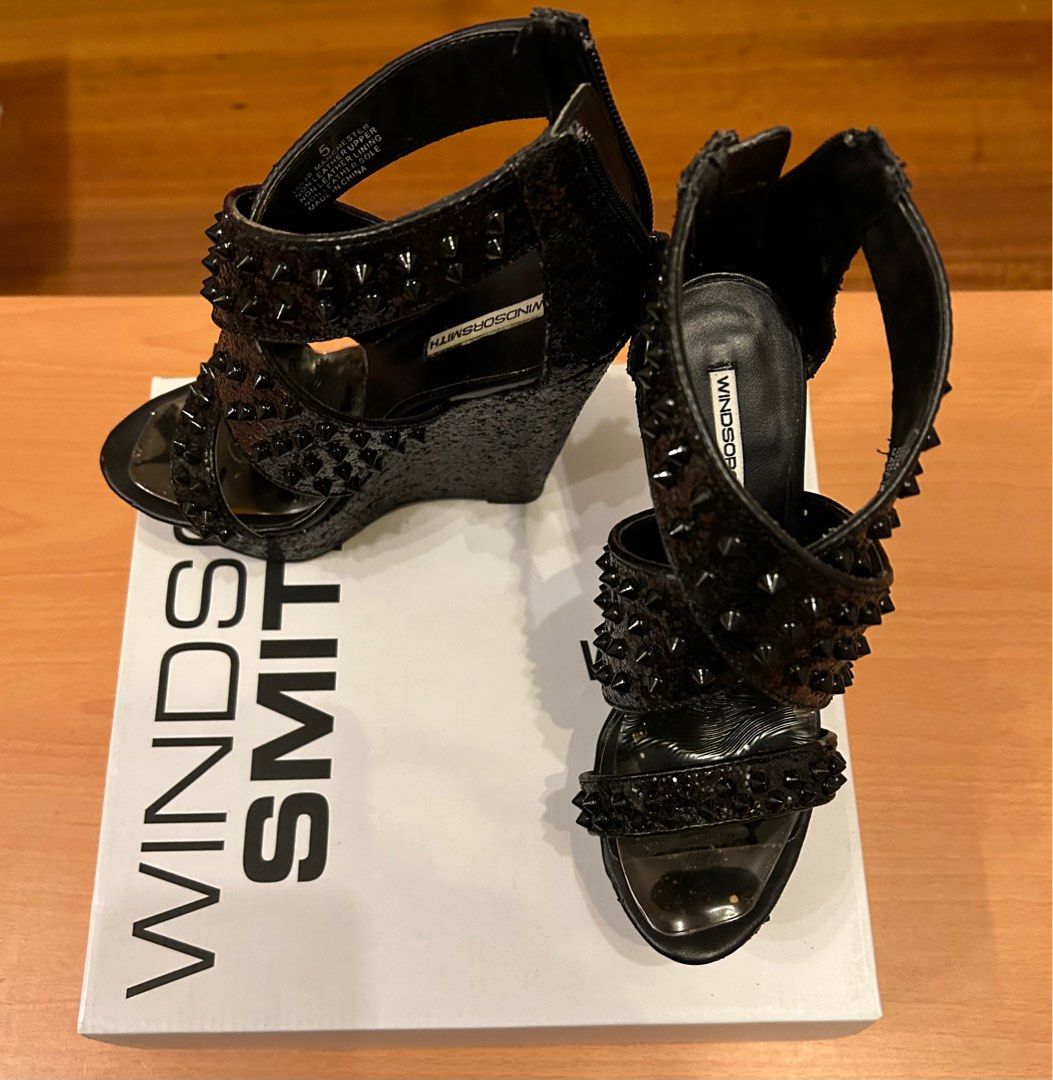 Windsor store smith wedges