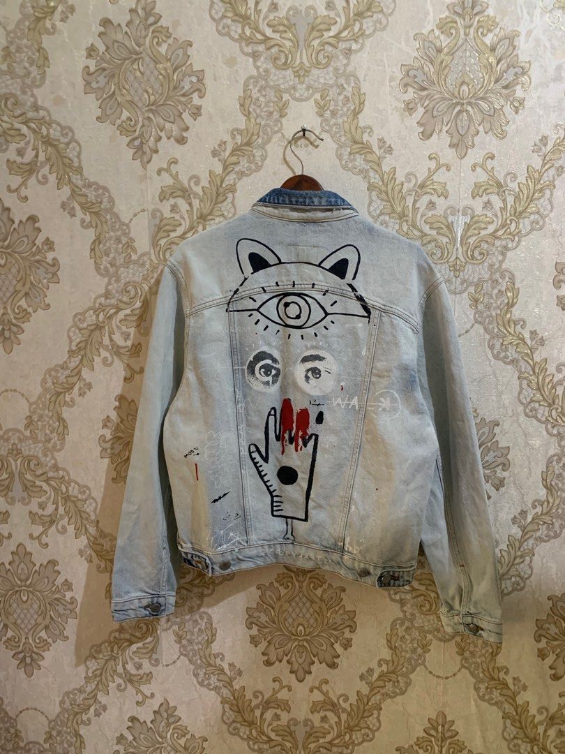 ZARA Denim Jacket With Graffiti Size XS on Carousell