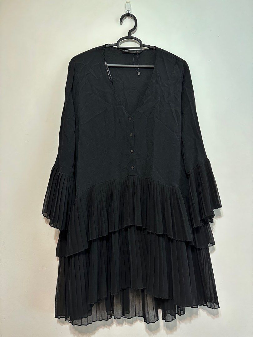 Zara Women Babydoll Top dress black flared sleeves, Women's Fashion, Dresses  & Sets, Dresses on Carousell