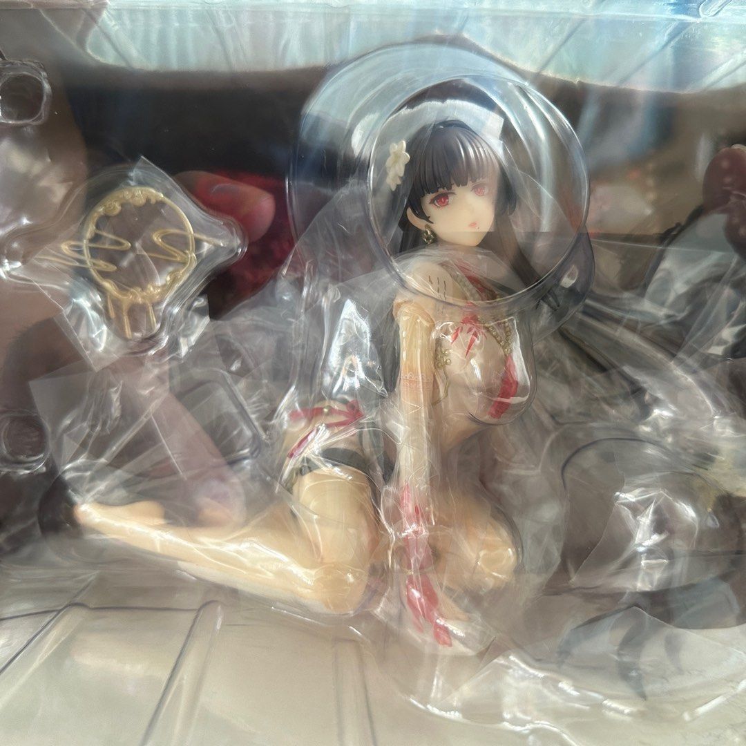 1/7 Qu - Punishing Gray Raven (Category: Designer & Blind Box Toys) located in Malolos. Submitted by reebstore (Listing ID 1244083551, Image 2). Description: Luminous Box 1/7 Qu from Punishing Gray Raven / PGR Php 10000 - MISB (minor dent on top of the box) Payment : BPI or Gcash Shipping : Grab or Lalamove (Malolos Area).
