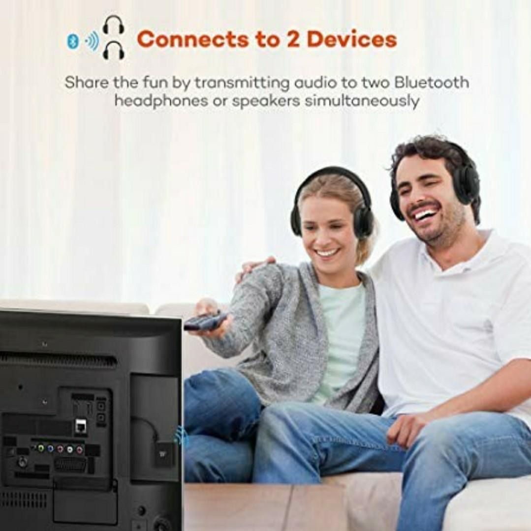 Samsung tv hotsell two bluetooth headphones
