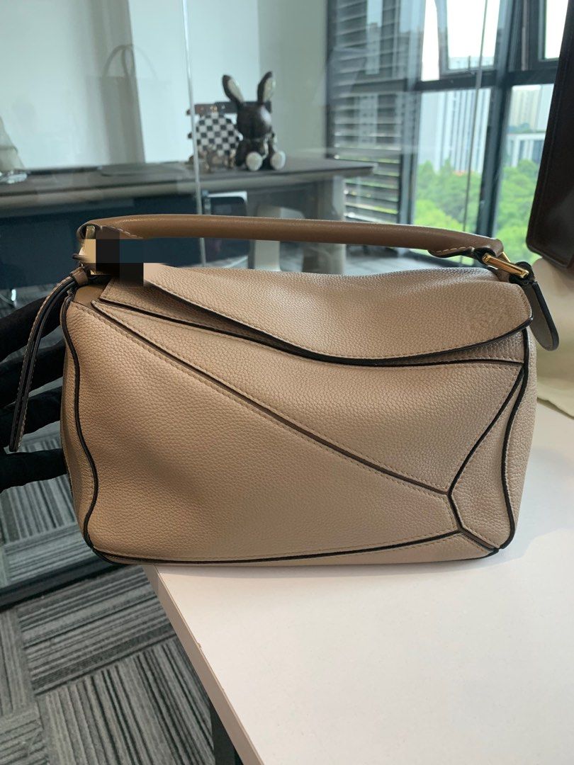 Loewe puzzle sand top