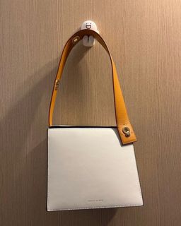 （分類：）位於 。 由 armingjr 提交（商品編號 1243937378，圖片 1）。簡介： 。