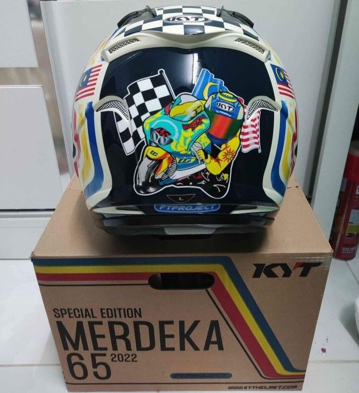 helmet KYT MERDEKA 65 !!!, Motorbikes on Carousell