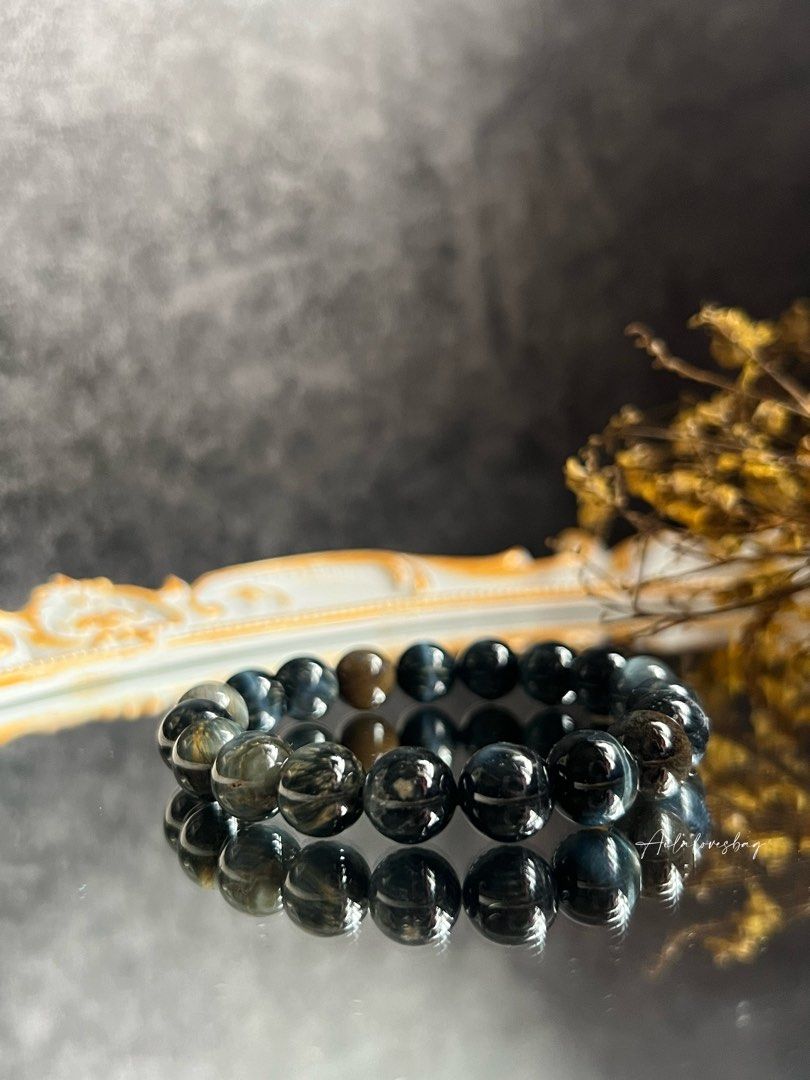 Natural blue outlet tiger eye bracelet