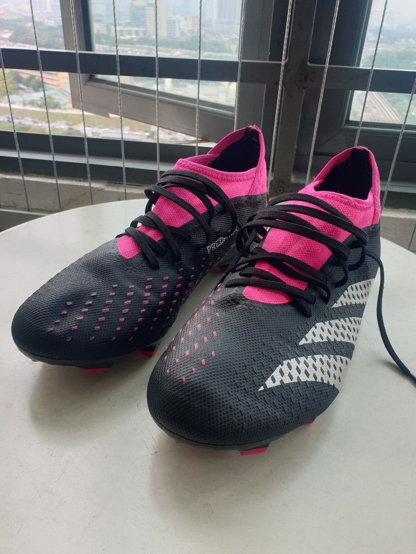 Adidas Predator Original .3 9.5UK Sports Equipment Sports