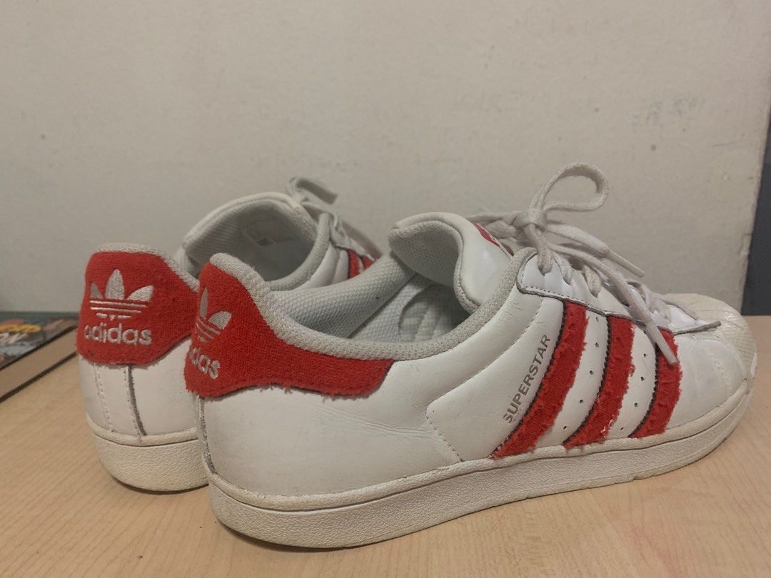 Adidas superstar top red lines