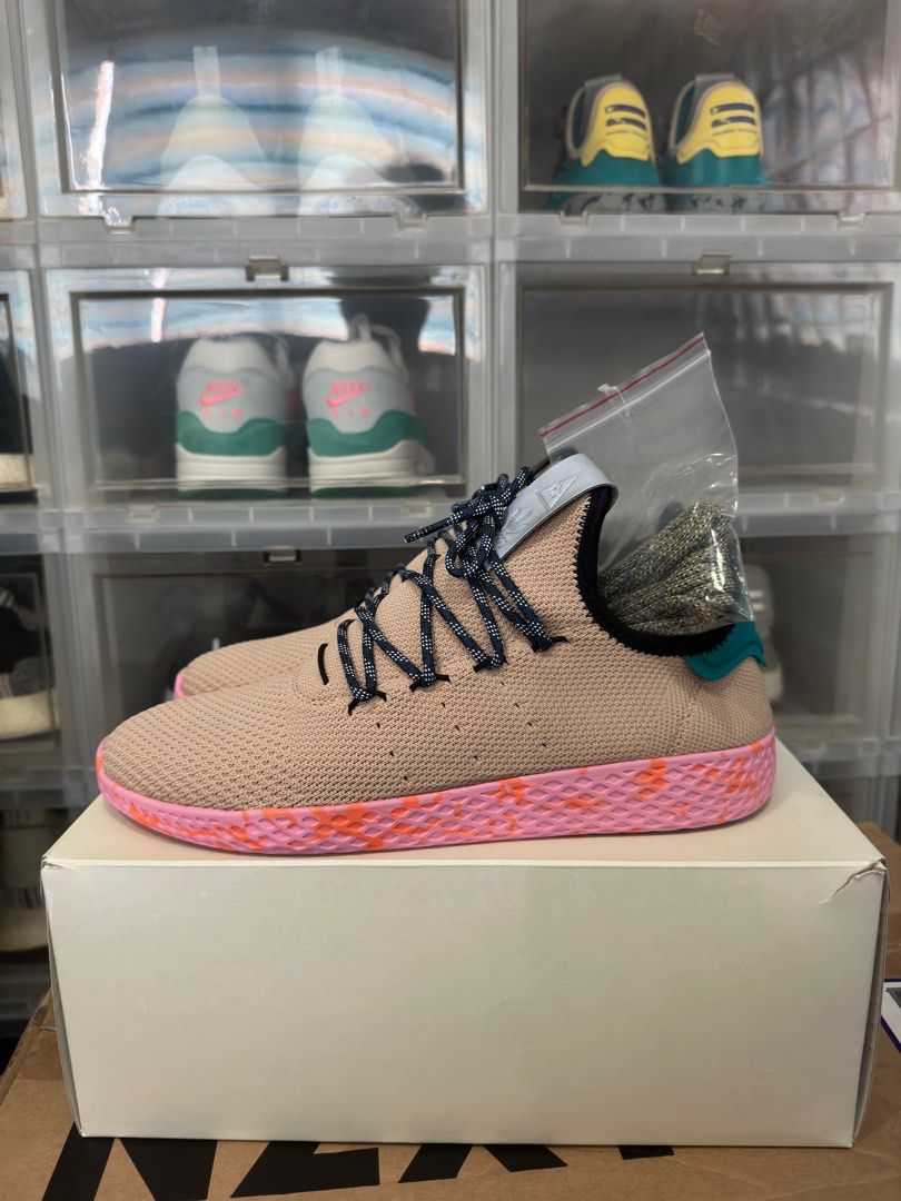 Tan adidas 2024 tennis shoes