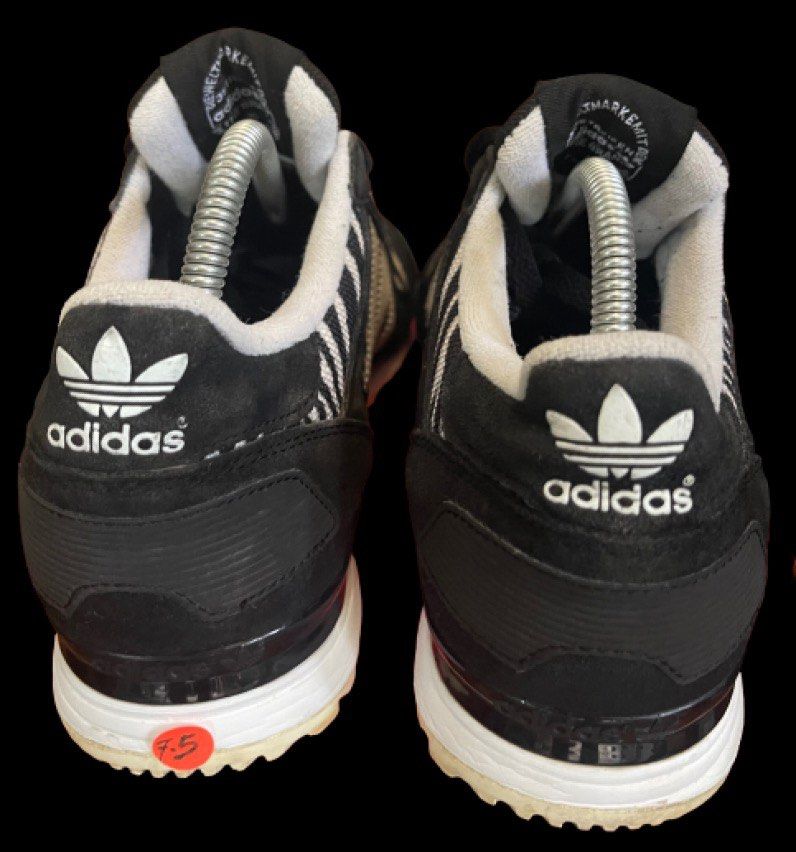 Adidas hotsell zx zebra