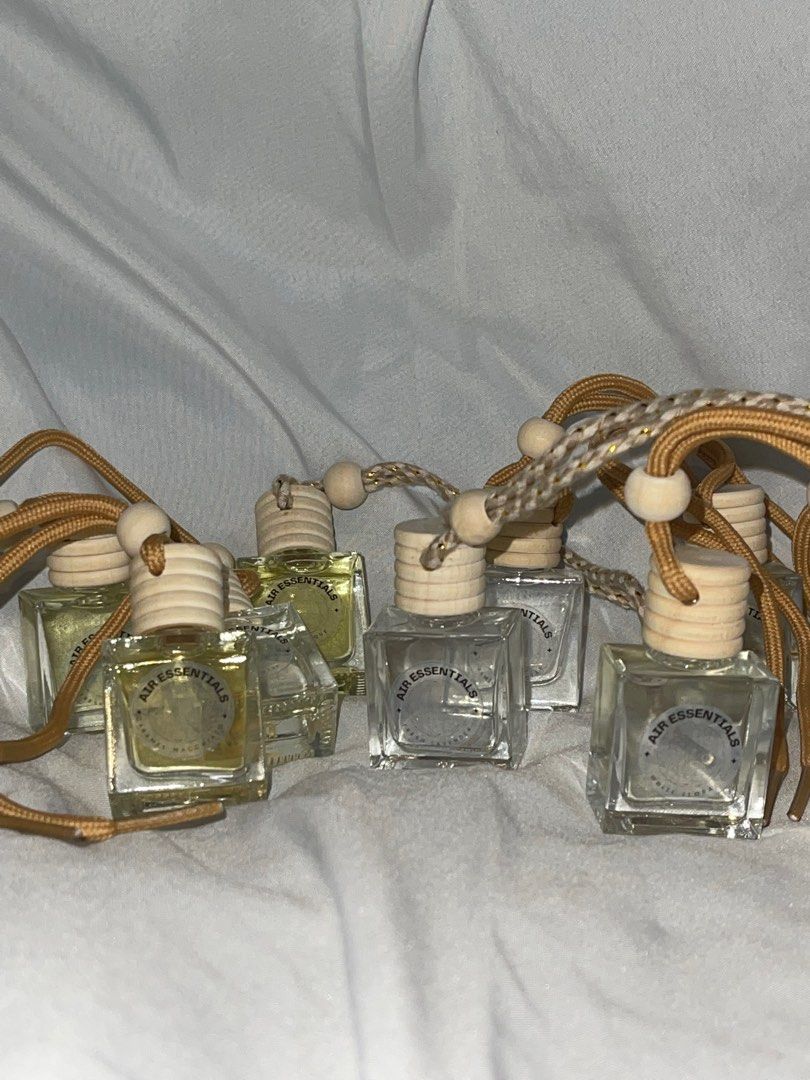 Air Diffuser (Category: Home Fragrance) located in San Jose. Submitted by elio777 (Listing ID 1244055329, Image 1). Description: 🌬️Made with the purest, high quality fragrances from Europe, these car and room diffusers not only delight your senses but improves your mood. 🌬️Use in rooms, car, fans, air conditioners, lounges and practically anywhere. Perfect for gifts, souvenirs, giveaways. With 9 initial scents to choose from and an affordable p