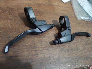 Alloy brake lever for bicycles or ebikes cut off power wire included