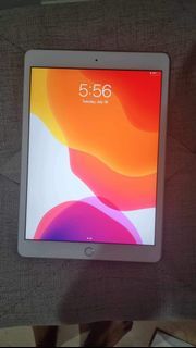 SALE Apple Ipad 7th Gen 32GB