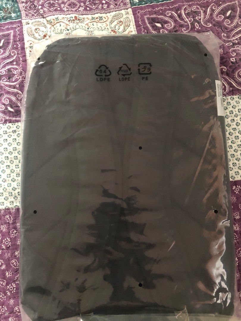 ASUS backpack (Category: Backpacks) located in Quezon City. Submitted by petereye (Listing ID 1243908781, Image 2). Description: ASUS backpack brand new.