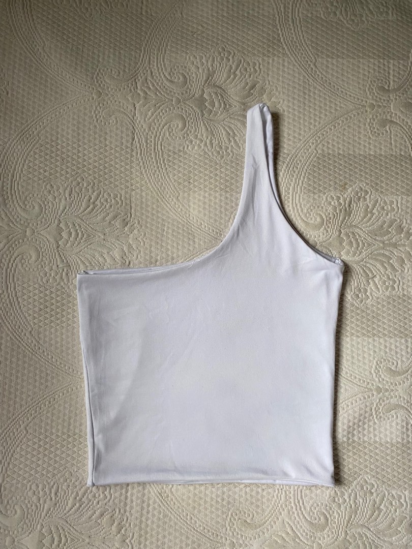 Asymmetrical White Top, Women's Fashion, Tops, Others Tops on Carousell
