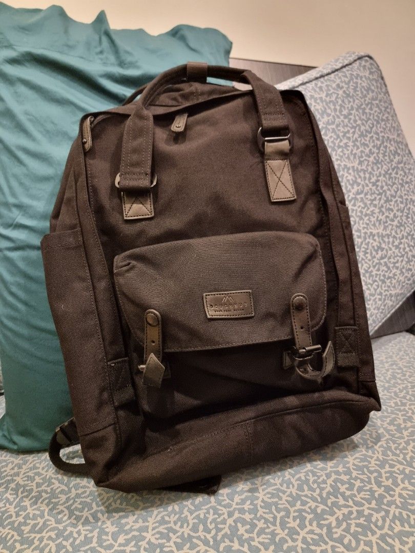 Doughnut backpack best sale all black