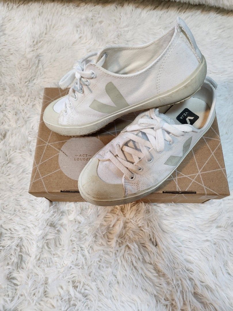 Authentic Pre Loved Veja Shoes Sneakers Women s Fashion Footwear