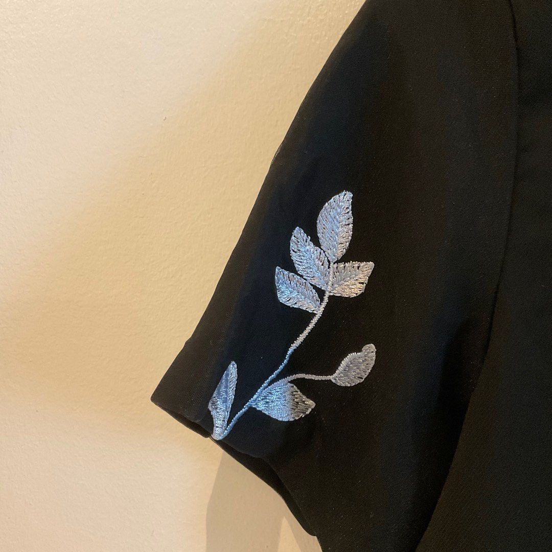 Black blouse with embroidered sleeves (Category: Blouses) located in Quezon City. Submitted by sudo8 (Listing ID 1244074905, Image 3). Description: High quality Simple and classy Personal favorite XS on tag but fits up to M.