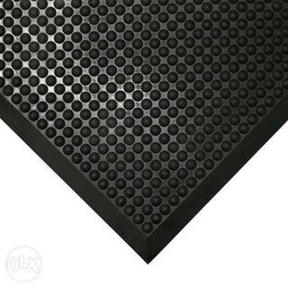 Black rubber Raised Circular AntiFatigue Mat