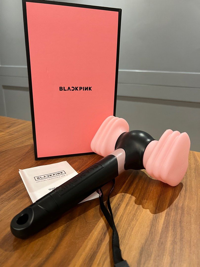 THE BOYZ Official Light Stick V2 + Pre-Order Gift - 2025 Release, Inkl. 9 Photocards