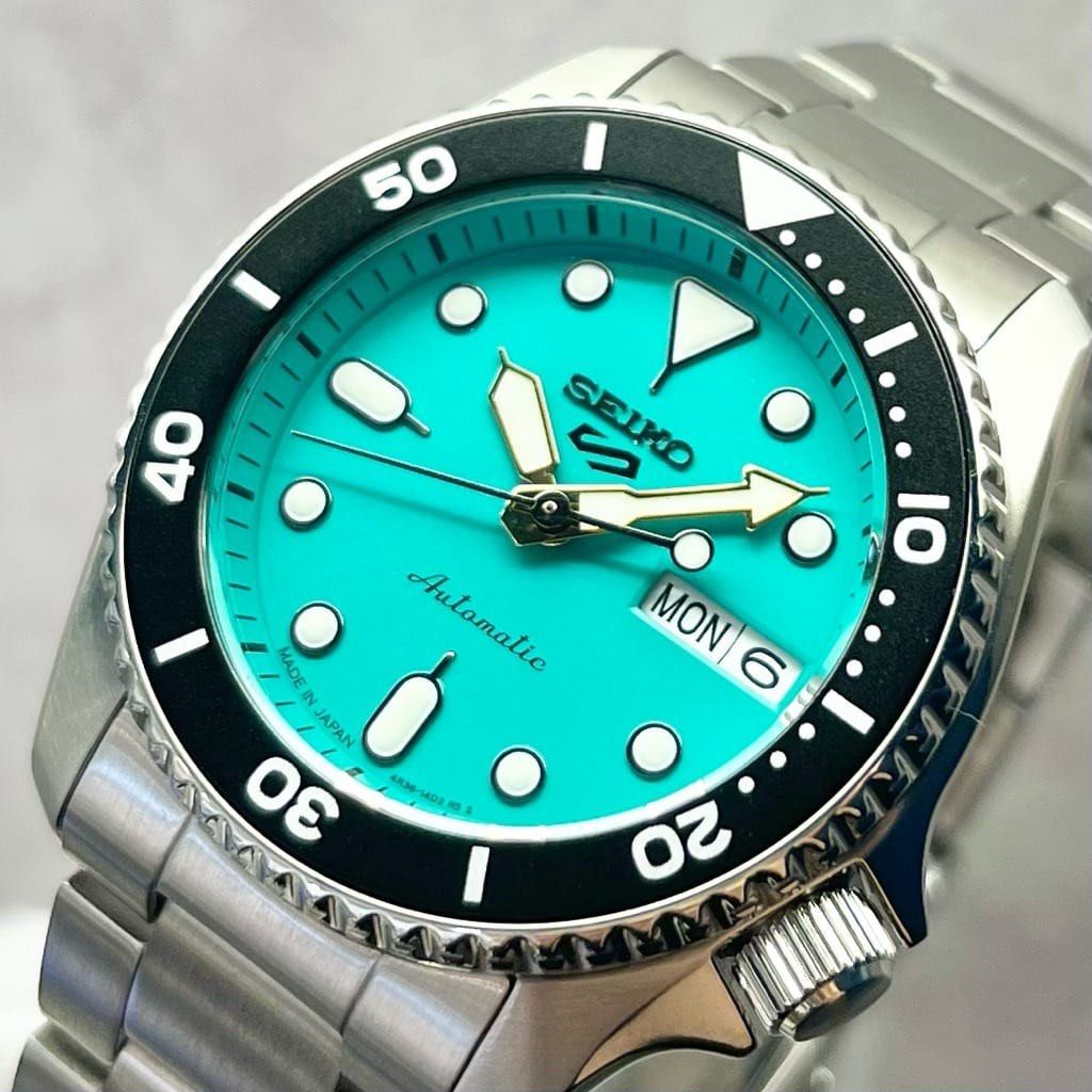 Seiko 5 best sale green dial automatic