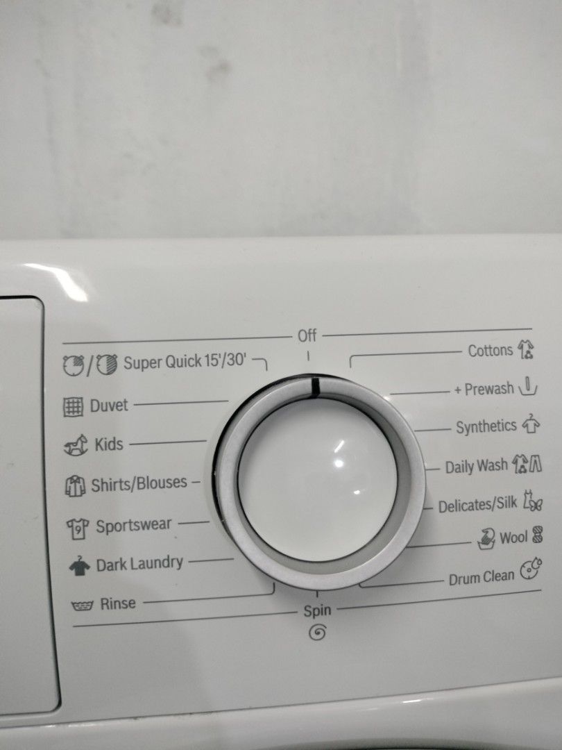 Bosch 7.5kg front loading washing machine, TV & Home Appliances