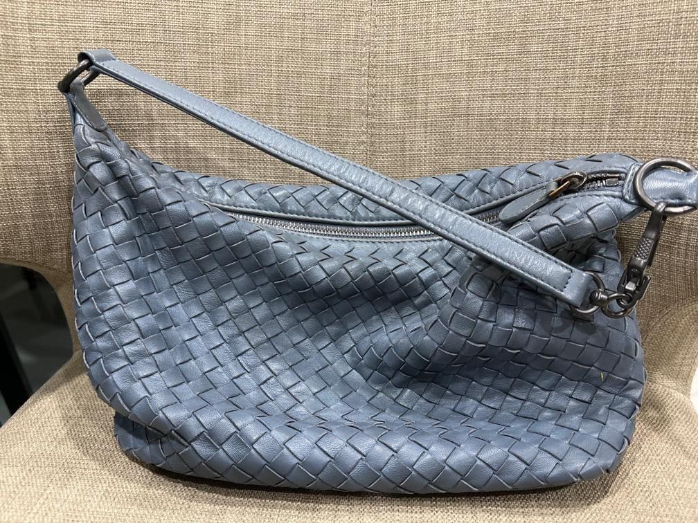 Bottega Veneta Small Intrecciato Leather Hobo Bag