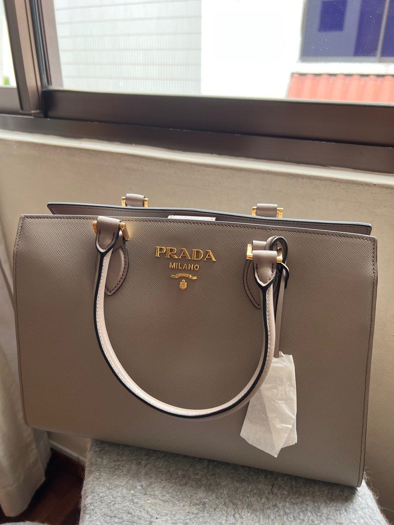 Prada Galleria Unboxing! ~ White Prada Galleria Saffiano Leather