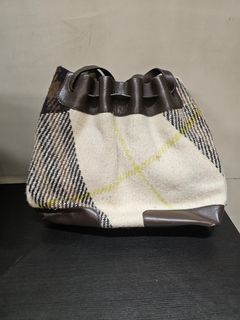 （分類：）位於 。 由 cecitan123 提交（商品編號 1244008077，圖片 1）。簡介： 。