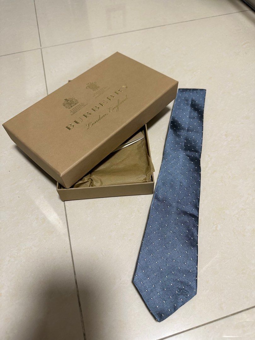 burberry tie and cufflink set