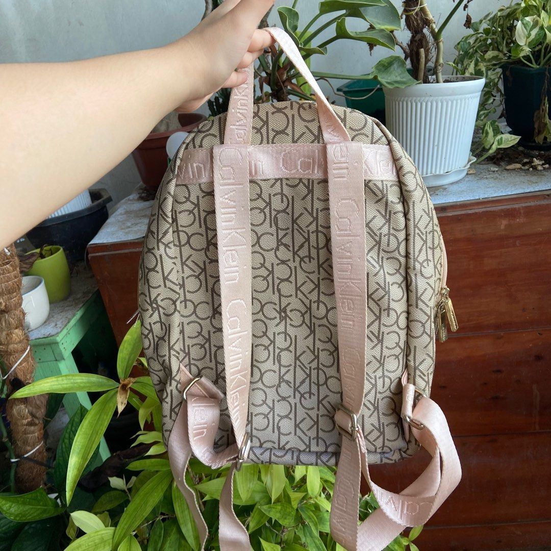 Calvin klein hotsell backpack pink