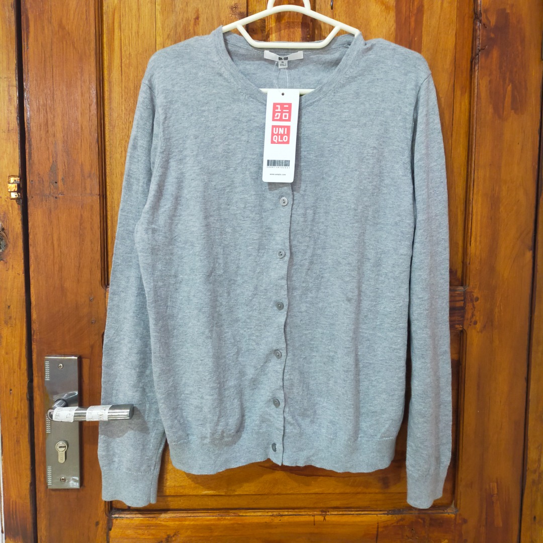 Cardigan Uniqlo Grey on Carousell