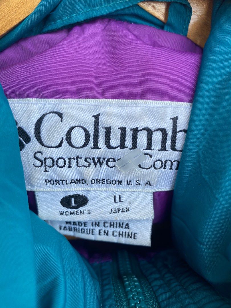Columbia Puffer Jacket on Carousell