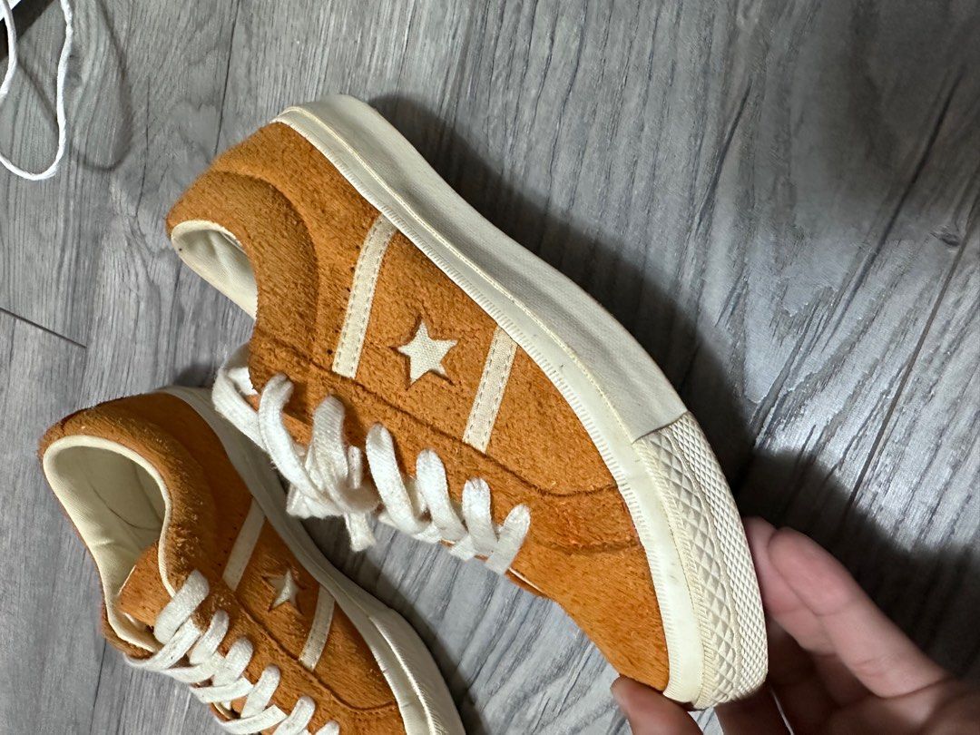 Converse one star
